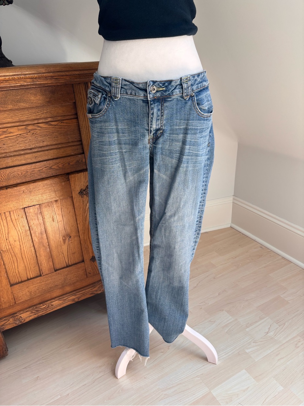 Bubblegum Low Rise Jeans 💙